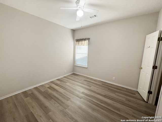 Image 21 of 48 For 23611 Silver Creek