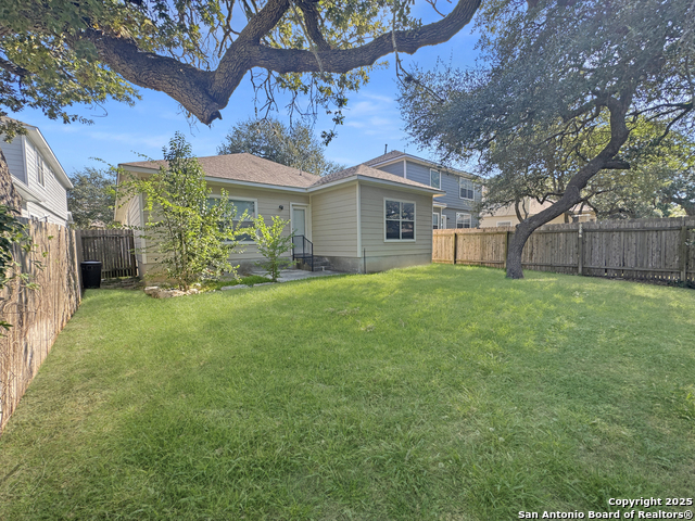 Image 22 of 48 For 23611 Silver Creek