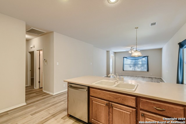 Image 32 of 48 For 23611 Silver Creek