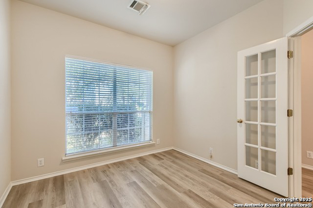 Image 36 of 48 For 23611 Silver Creek