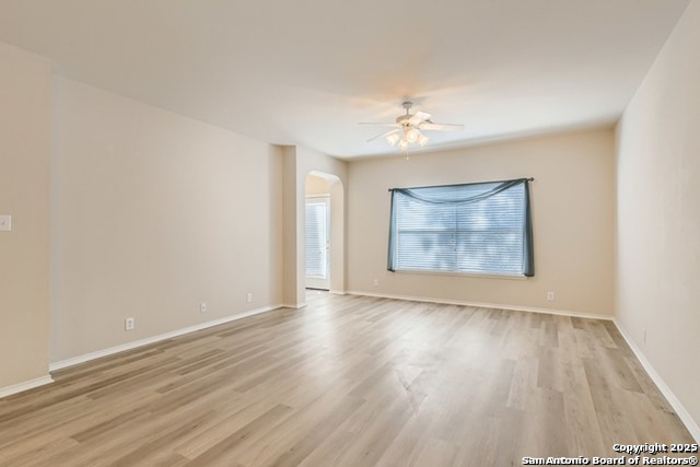 Image 8 of 48 For 23611 Silver Creek