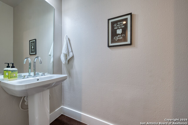 Image 28 of 31 For 139 Cedar Unit 104