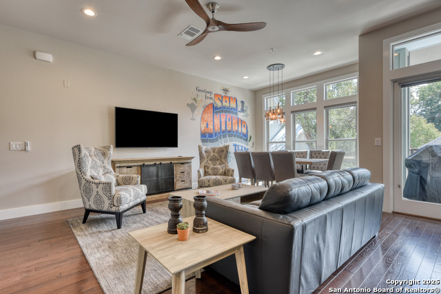 Image 9 of 31 For 139 Cedar Unit 104