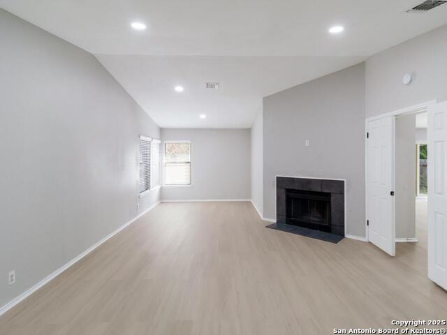 Listing photo id 11 for 16738 Stoney Gld