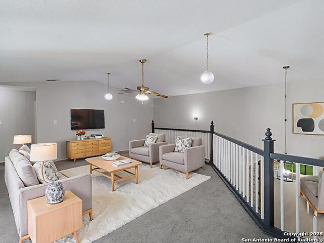 Listing photo id 16 for 16738 Stoney Gld