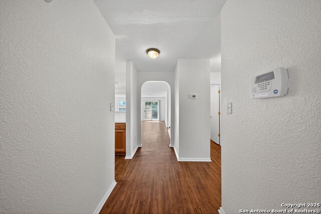 Listing photo id 2 for 4935 Dahlia Terrace