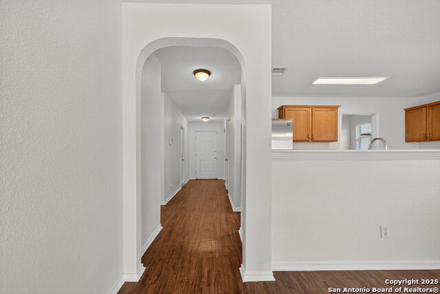 Listing photo id 5 for 4935 Dahlia Terrace