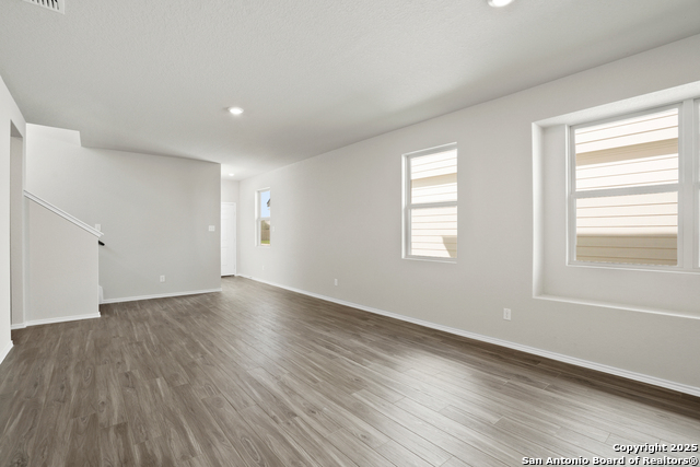 Image 6 of 35 For 4938 Blue Ranch