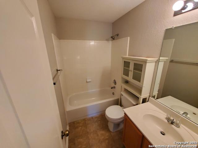 Image 13 of 17 For 2606 Sunview Lk