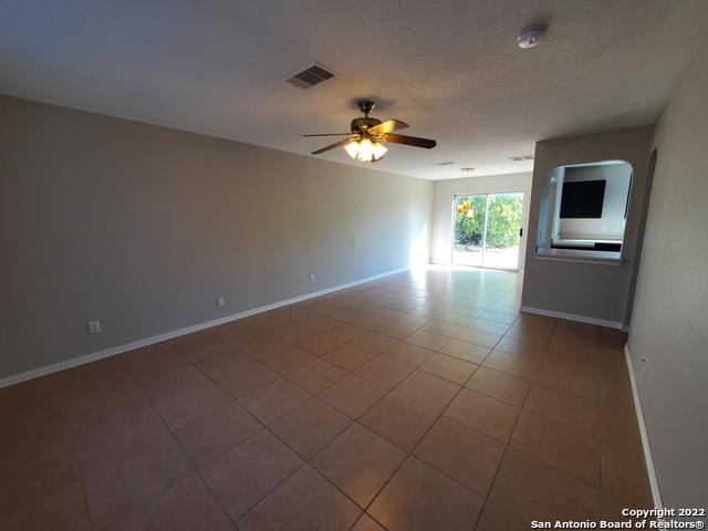 Image 3 of 17 For 2606 Sunview Lk