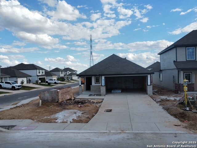 Listing photo id 0 for 8558 Catnip Pass