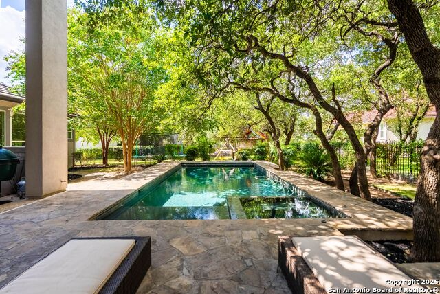 Image 4 of 47 For 6331 Granada