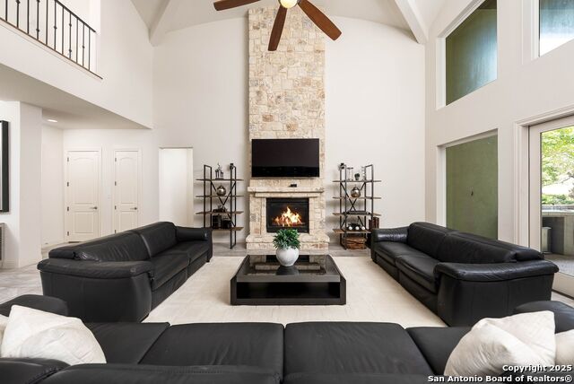 Image 6 of 47 For 6331 Granada