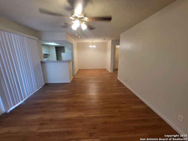 Image 4 of 9 For 6311 Bostonian 2