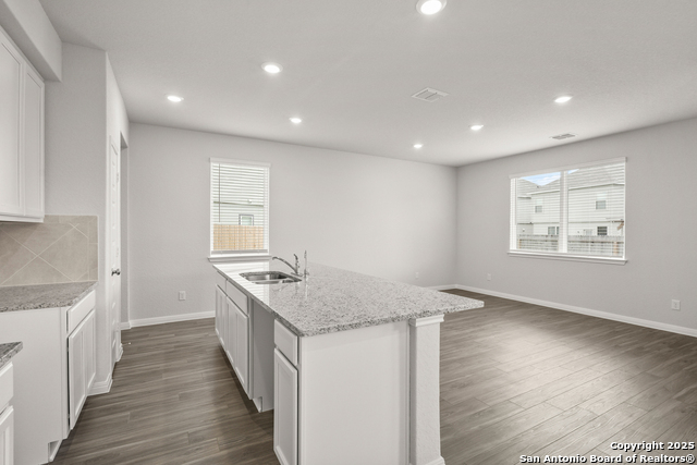 Image 6 of 31 For 10110 Carnelian Cove