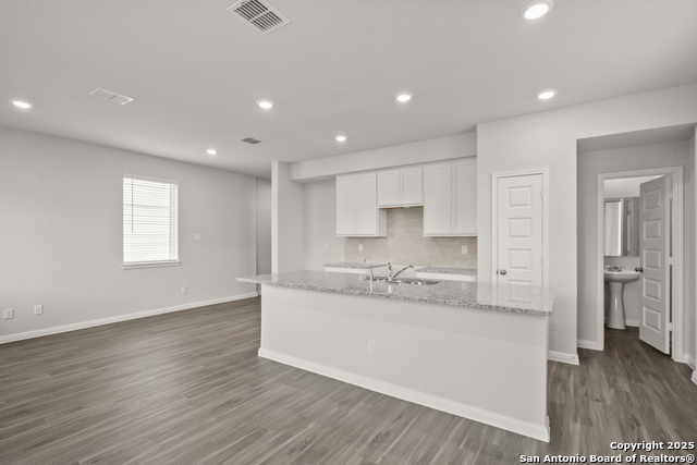 Image 8 of 31 For 10110 Carnelian Cove
