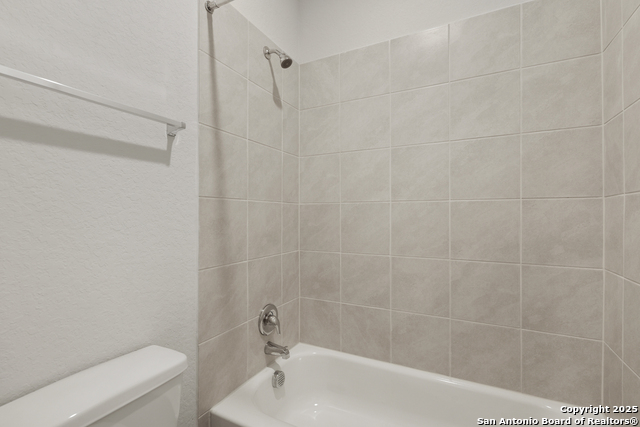 Image 16 of 28 For 10115 Carnelian Cove