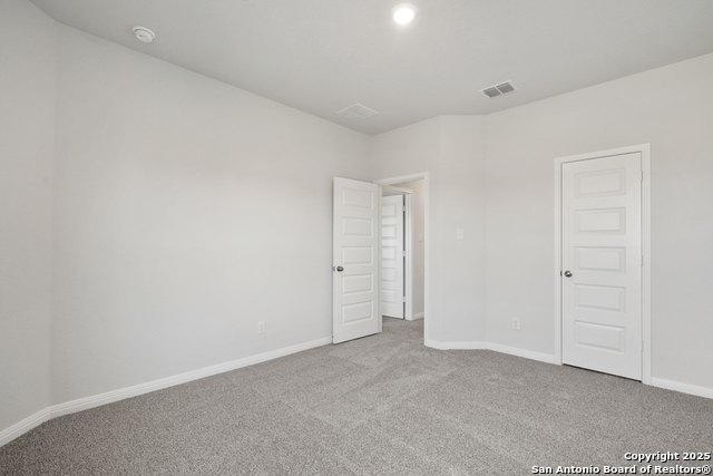 Image 17 of 28 For 10115 Carnelian Cove