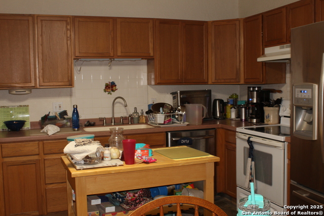 Image 17 of 34 For 222 Oak Valley