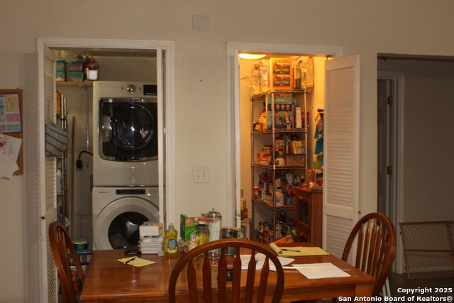 Image 20 of 34 For 222 Oak Valley