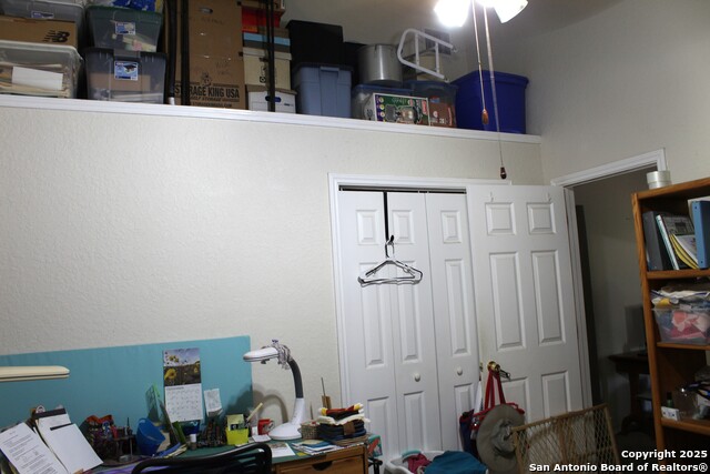 Image 27 of 34 For 222 Oak Valley