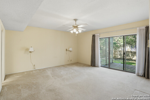 Image 19 of 35 For 13010 Hunters Ridge