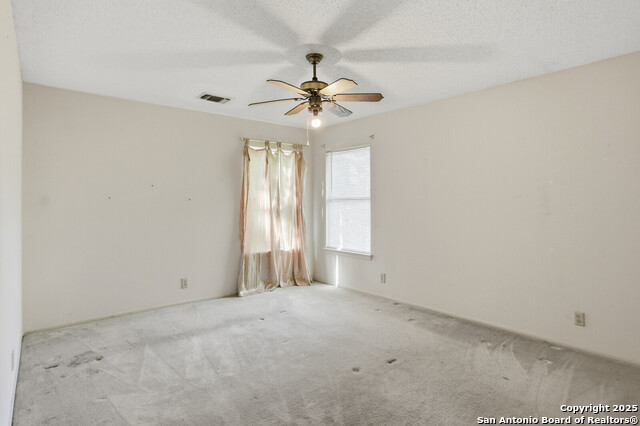 Image 27 of 35 For 13010 Hunters Ridge