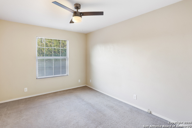 Listing photo id 16 for 6246 Cypress Circle