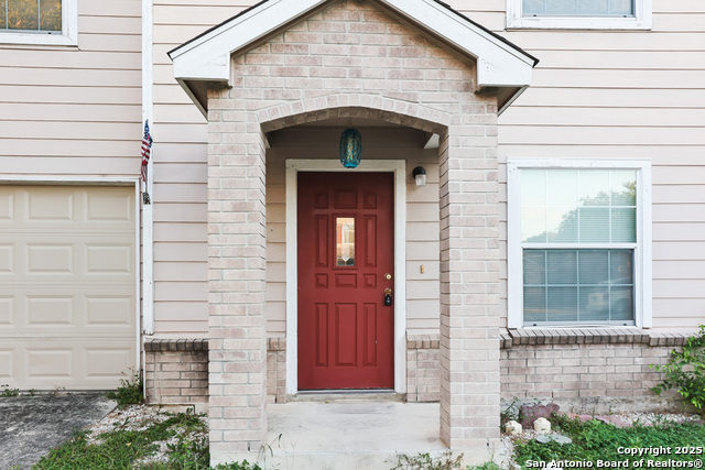 Listing photo id 1 for 6246 Cypress Circle