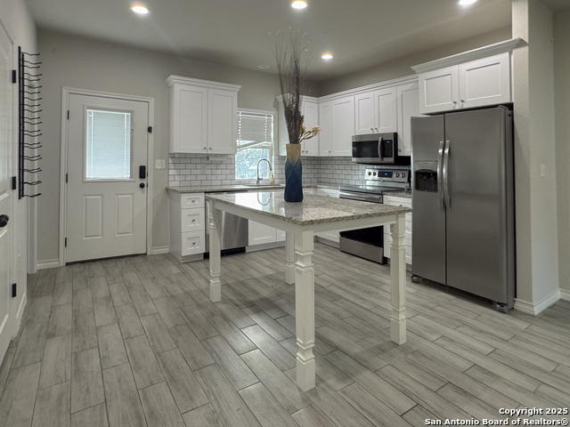 Image 12 of 22 For 2410 Golf