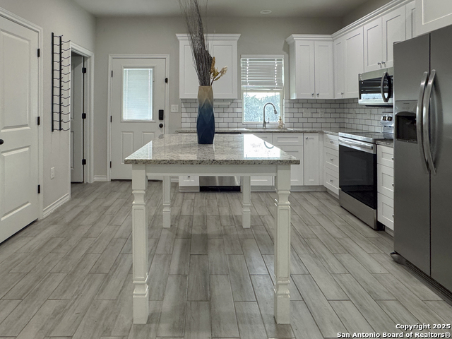 Image 13 of 22 For 2410 Golf