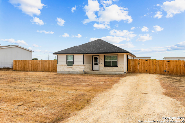 Image 3 of 35 For 146 Granjeno