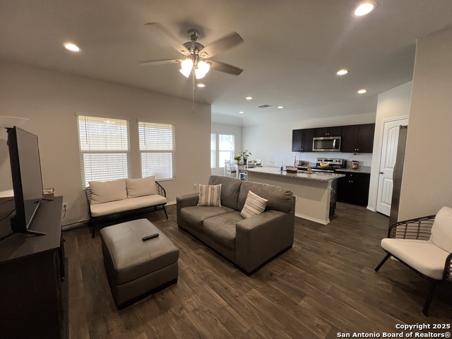 Image 18 of 20 For 809 Margay Loop