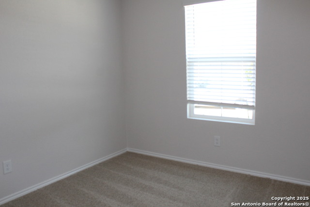 Image 4 of 20 For 809 Margay Loop