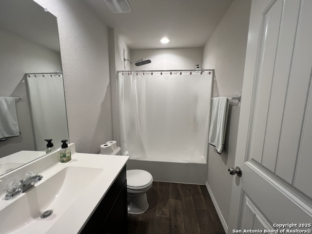 Image 8 of 20 For 809 Margay Loop