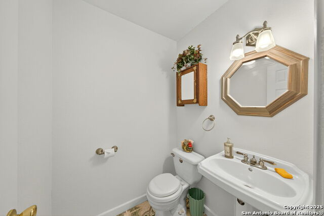 Image 23 of 38 For 801 Orchard Park