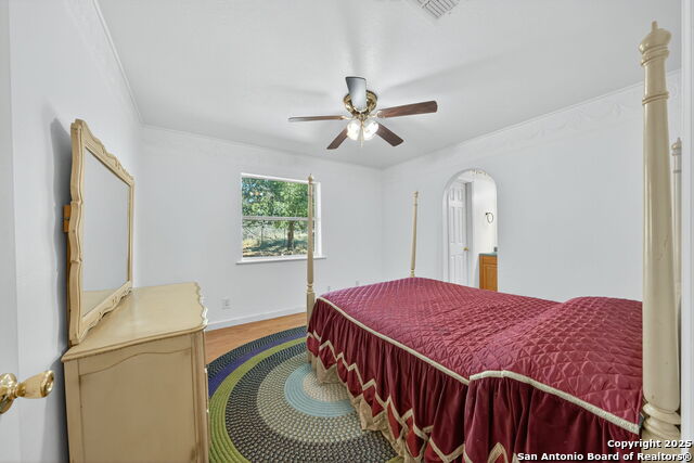 Image 28 of 38 For 801 Orchard Park
