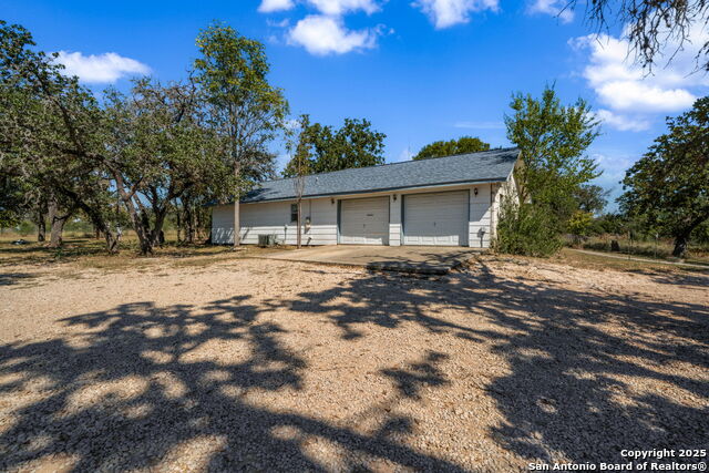 Image 32 of 38 For 801 Orchard Park