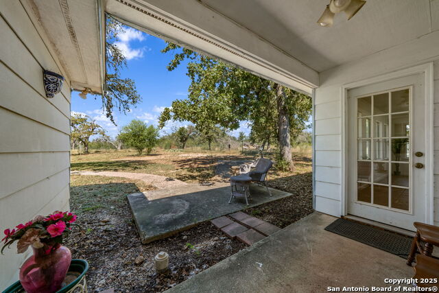 Image 6 of 38 For 801 Orchard Park