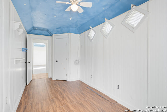 Image 11 of 28 For 715 Happy Haven