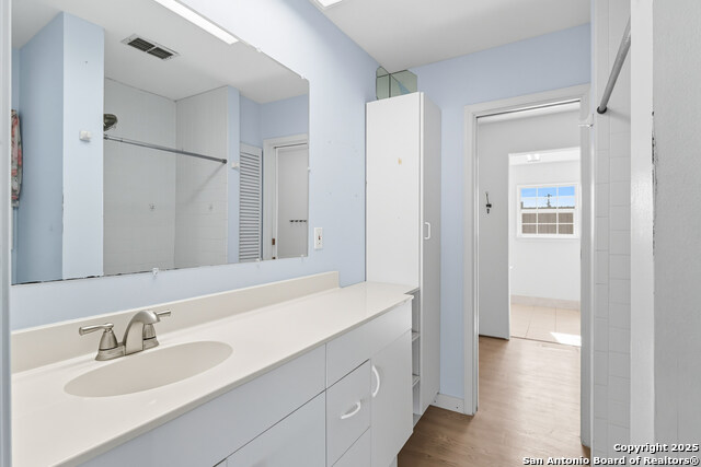 Image 21 of 28 For 715 Happy Haven