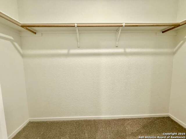 Listing photo id 9 for 10319 Munoz Manor