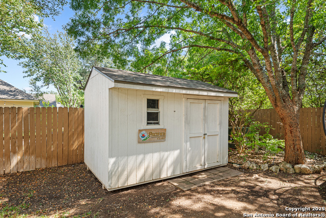 Image 31 of 32 For 9302 Tyler Oaks