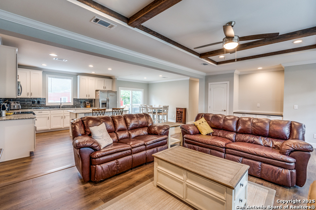 Listing photo id 14 for 1440 Nockenut
