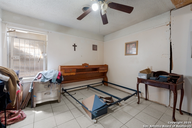 Image 13 of 24 For 5030 Creekmoor