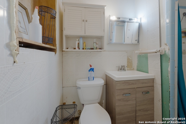 Image 14 of 24 For 5030 Creekmoor