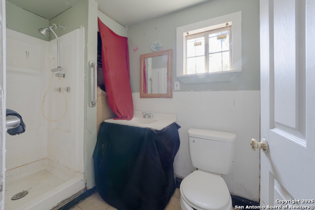 Image 19 of 24 For 5030 Creekmoor