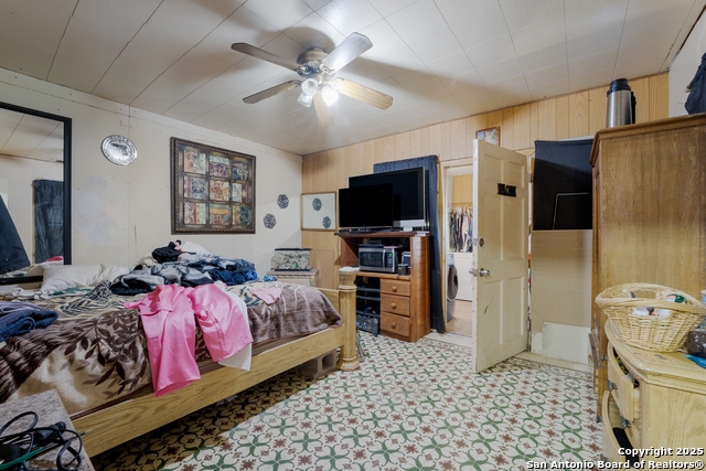 Image 9 of 24 For 5030 Creekmoor