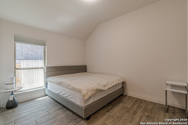 Image 34 of 45 For 1470 Pitcher