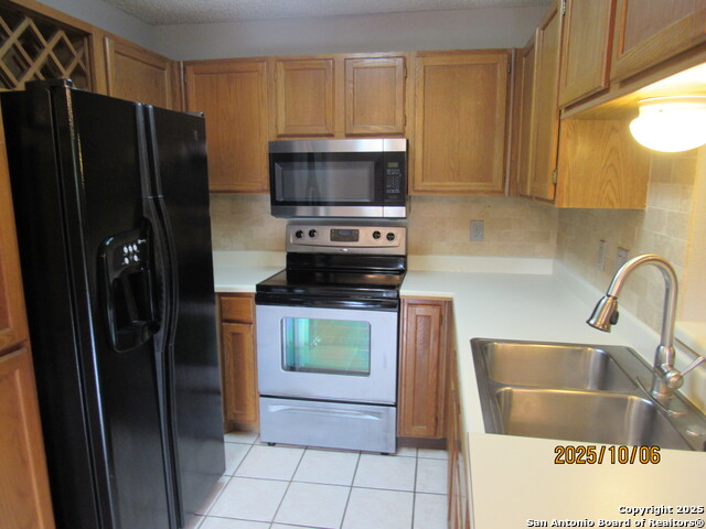 Image 8 of 20 For 5322 Medical Dr.  D-108